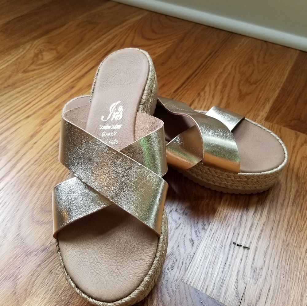NWT - GREEK LEATHER SANDALS